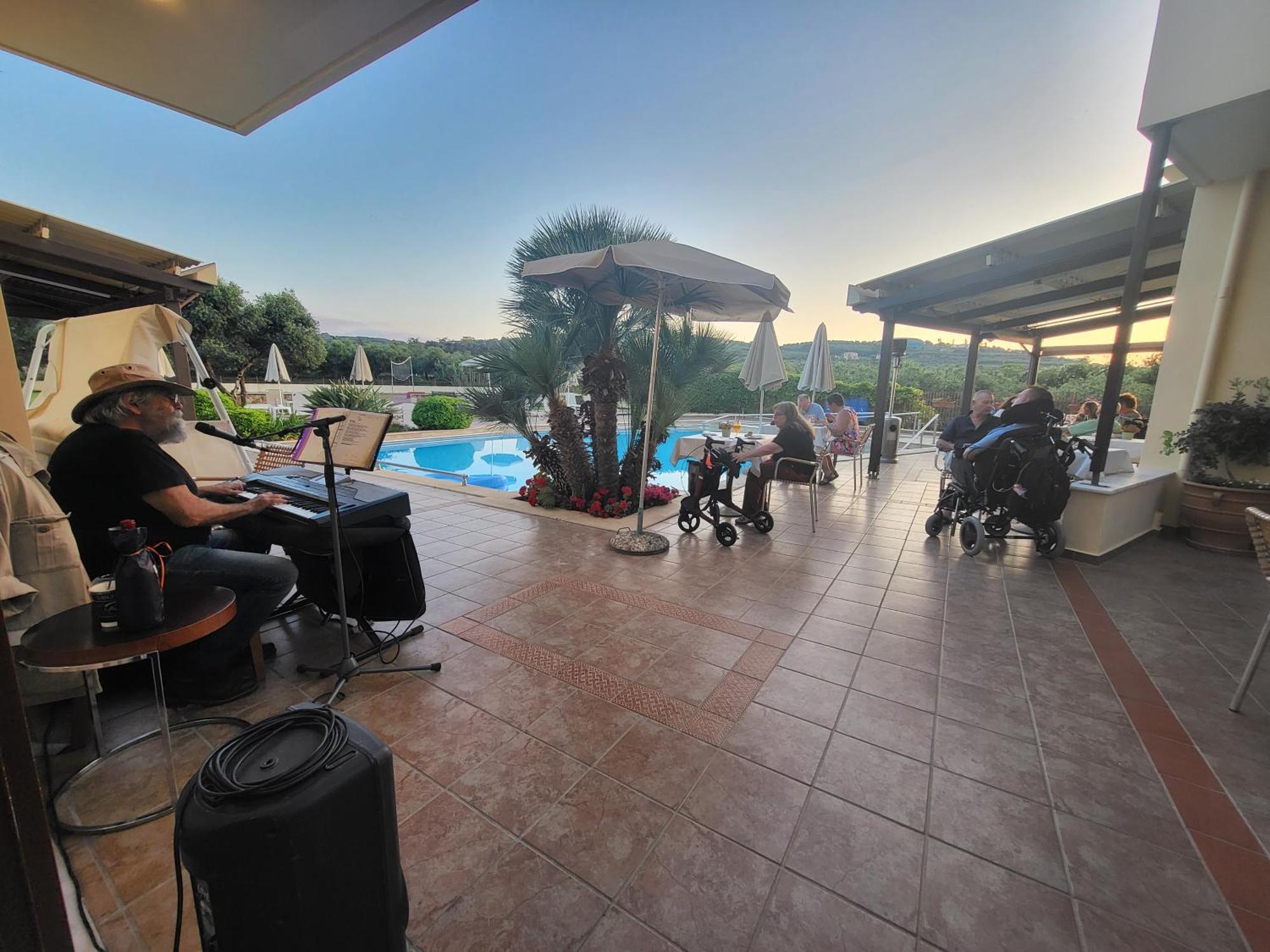 Eria Resort For People With Special Abilities Maleme Buitenkant foto
